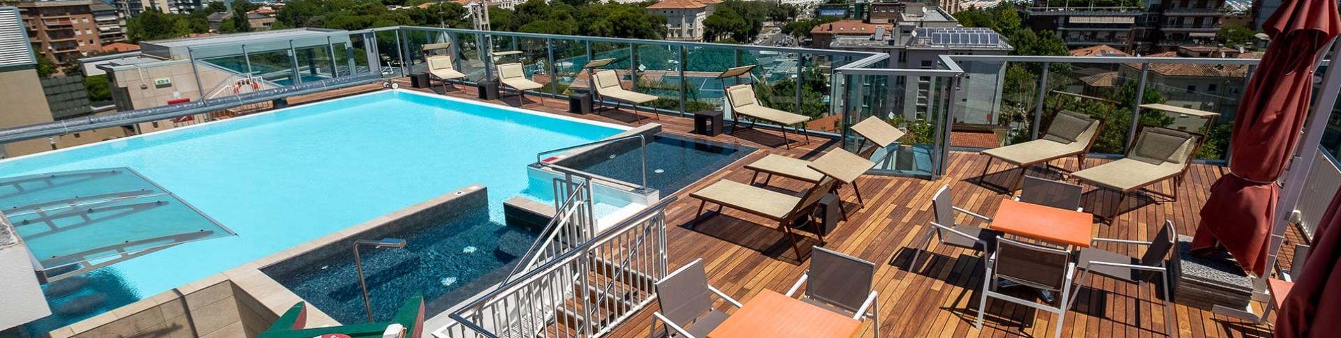 ariahotel fr hotel-avec-piscine 013